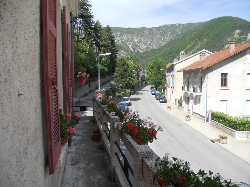 Les Hirondelles Chambres D'Hotes Serres  Luaran gambar